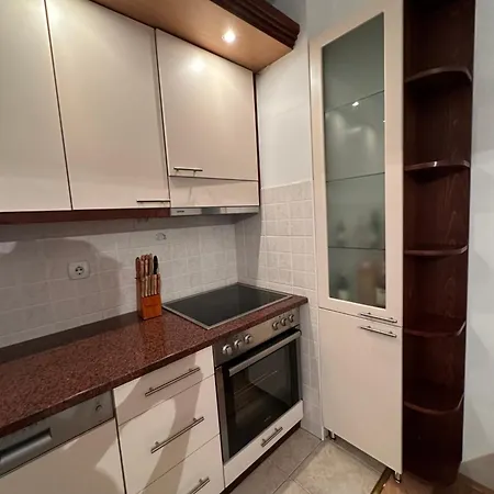 Carolija 2 Apartament